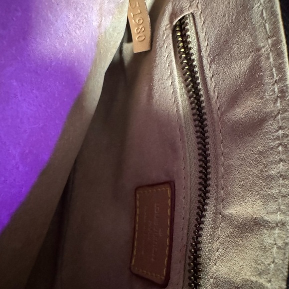 Louis Vuitton Pochette - Picture 4 of 4